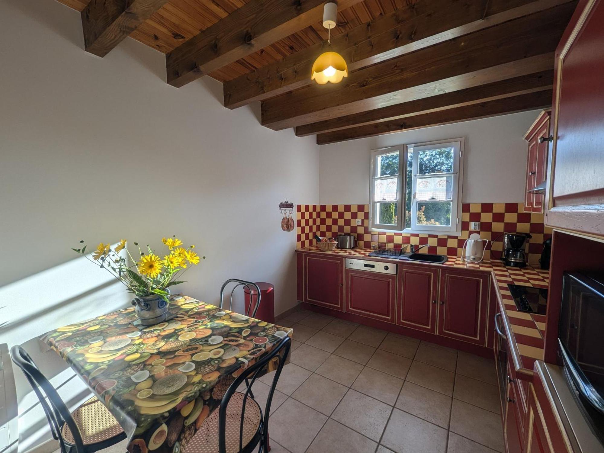 Maison Charmante A Langres Avec Wi-Fi Et Parking - Fr-1-611-43 Экстерьер фото
